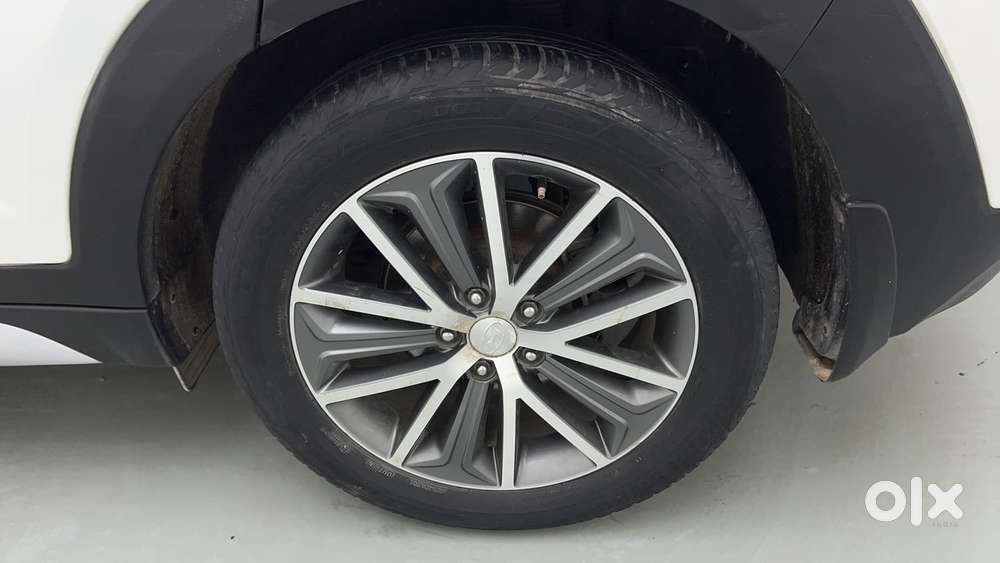 Hyundai Tucson [ ] 2.0 Gl (o) 2wd At Petrol, 2019, Petrol