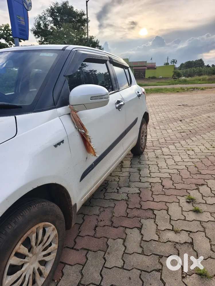 Maruti Suzuki Swift 2015