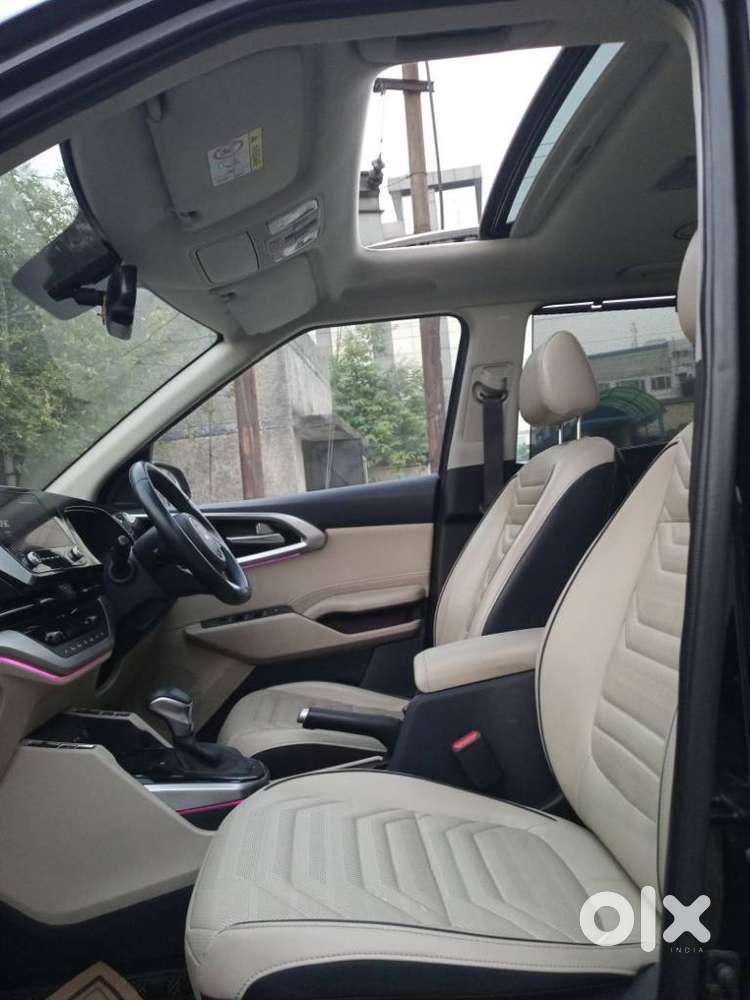 Kia Carens Luxury (o)1.5 Turbo Petrol Dct 7 Str, 2023, Petrol