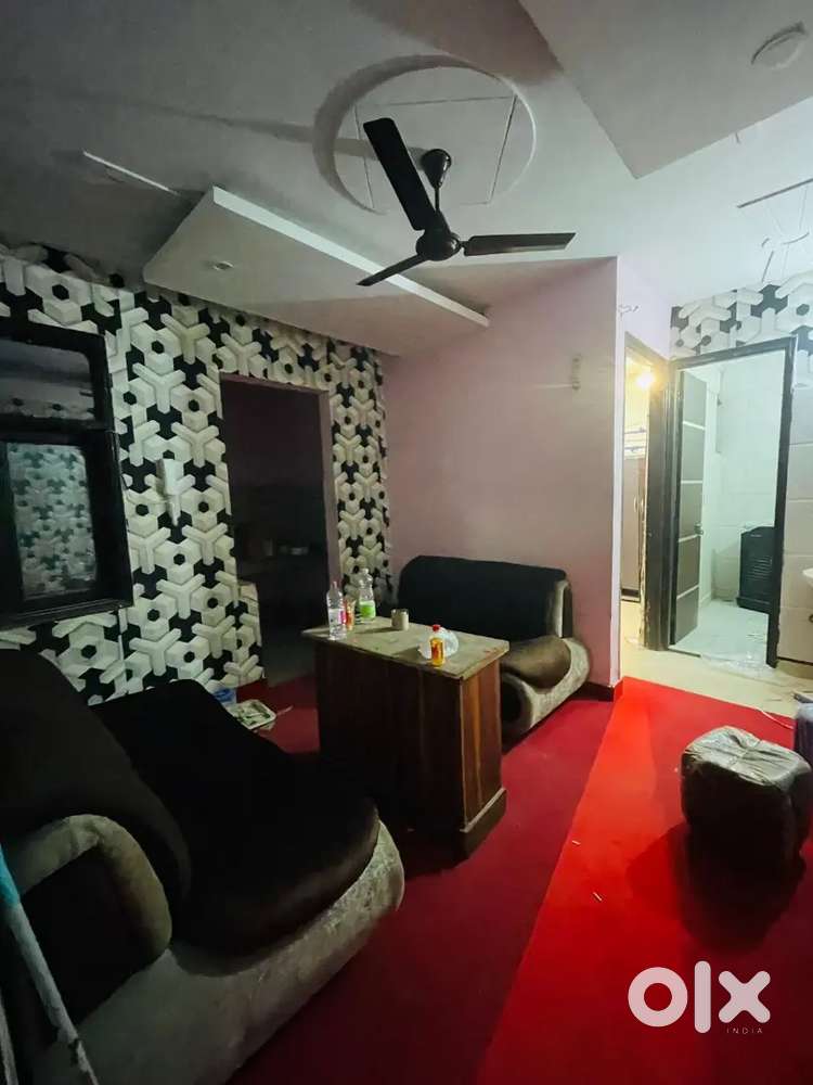 1BHK INDEPENDENT BUILDER FLAT AVAILABLE FOR RENT IN DWARKA MORH For