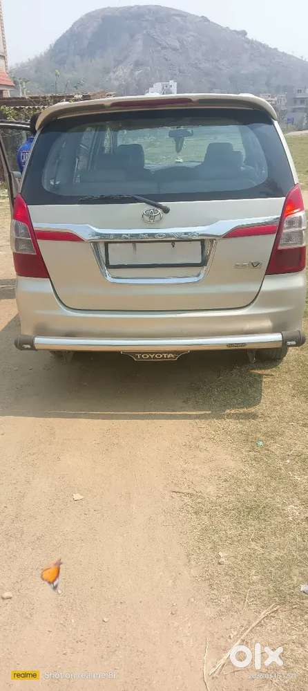 Toyota Innova 2013 Diesel Well Maintained