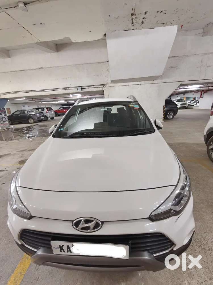 Single-owner I20 Active Top Spec (sx, 6 Airbags) 90k Km Greatshape