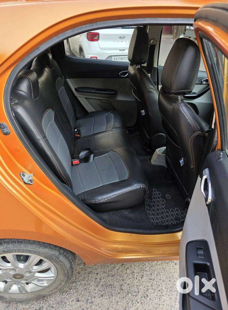 Tata Tiago 1.2 Revotron Xza, 2018, Petrol