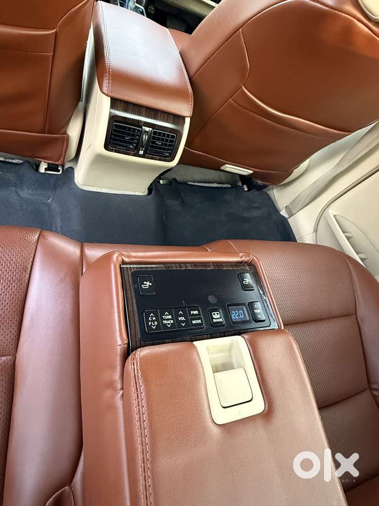 Toyota Camry Hybrid 2.5, 2018, Petrol