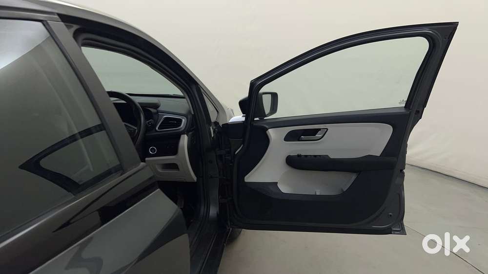 Tata Altroz 1.5 Xz Plus Diesel, 2023, Diesel