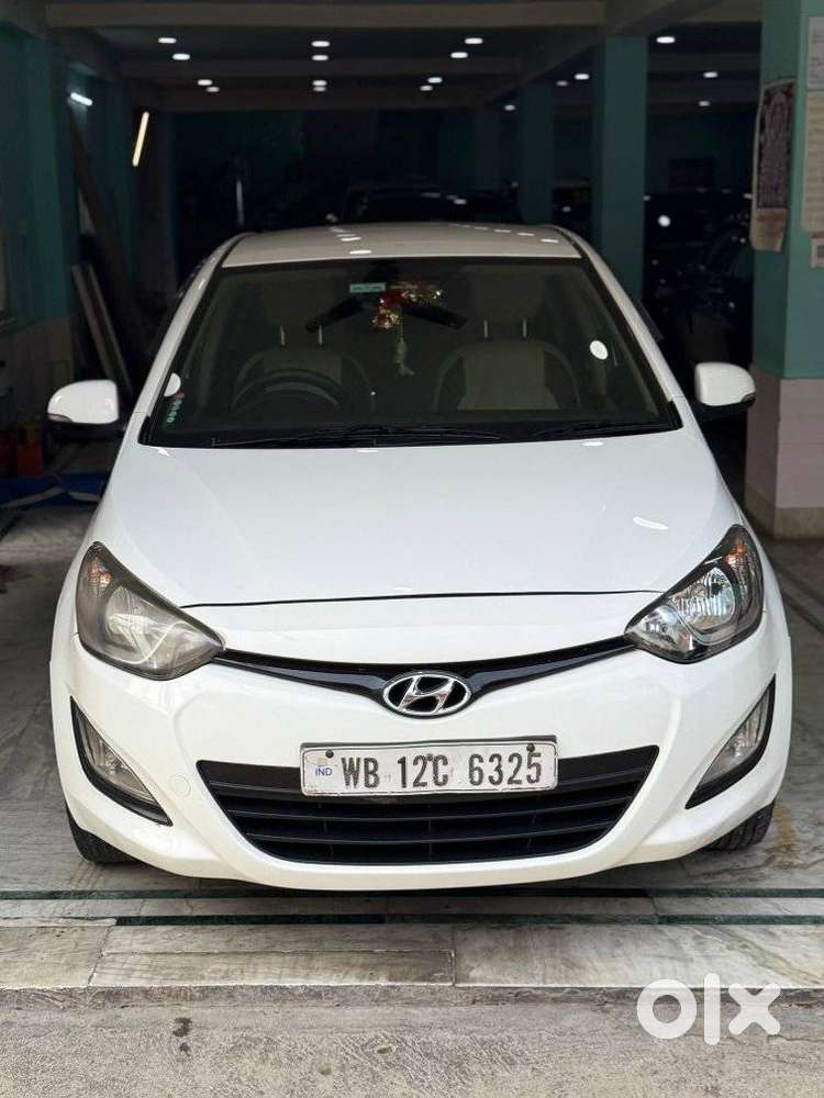 Hyundai I20 2009-2011 Magna, 2013, Petrol