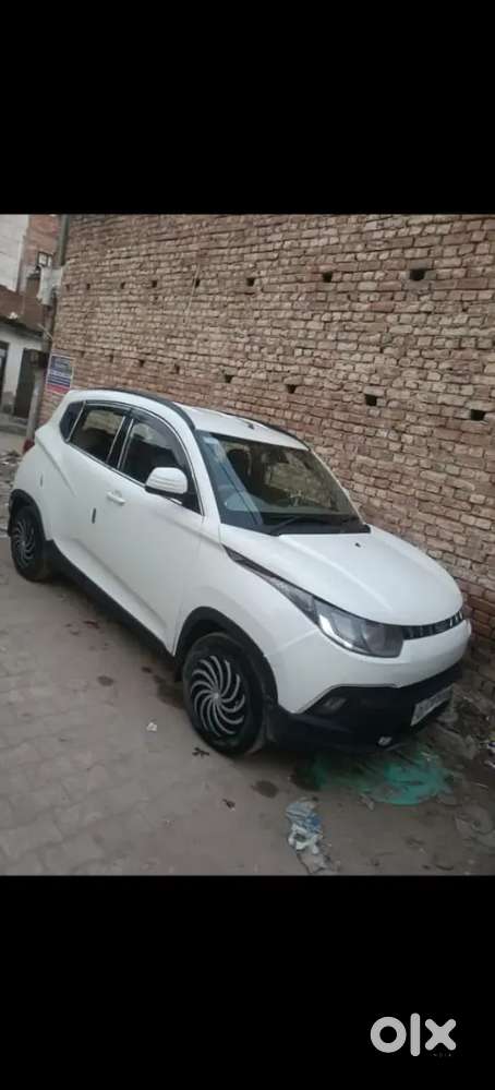  Mahindra Kuv100 (2017) – Petrol + Cng  Well Maintained