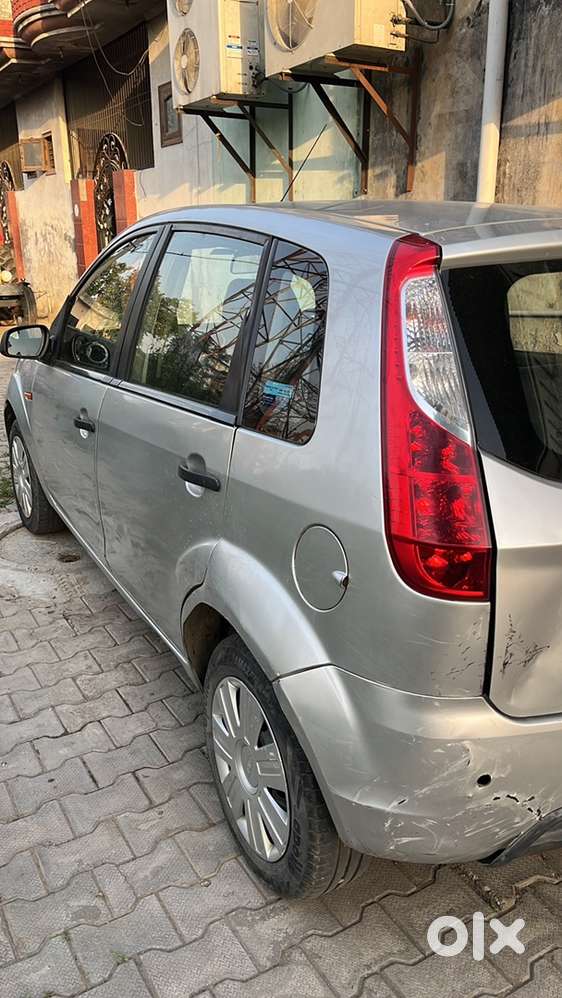Ford Figo Petrol 2012