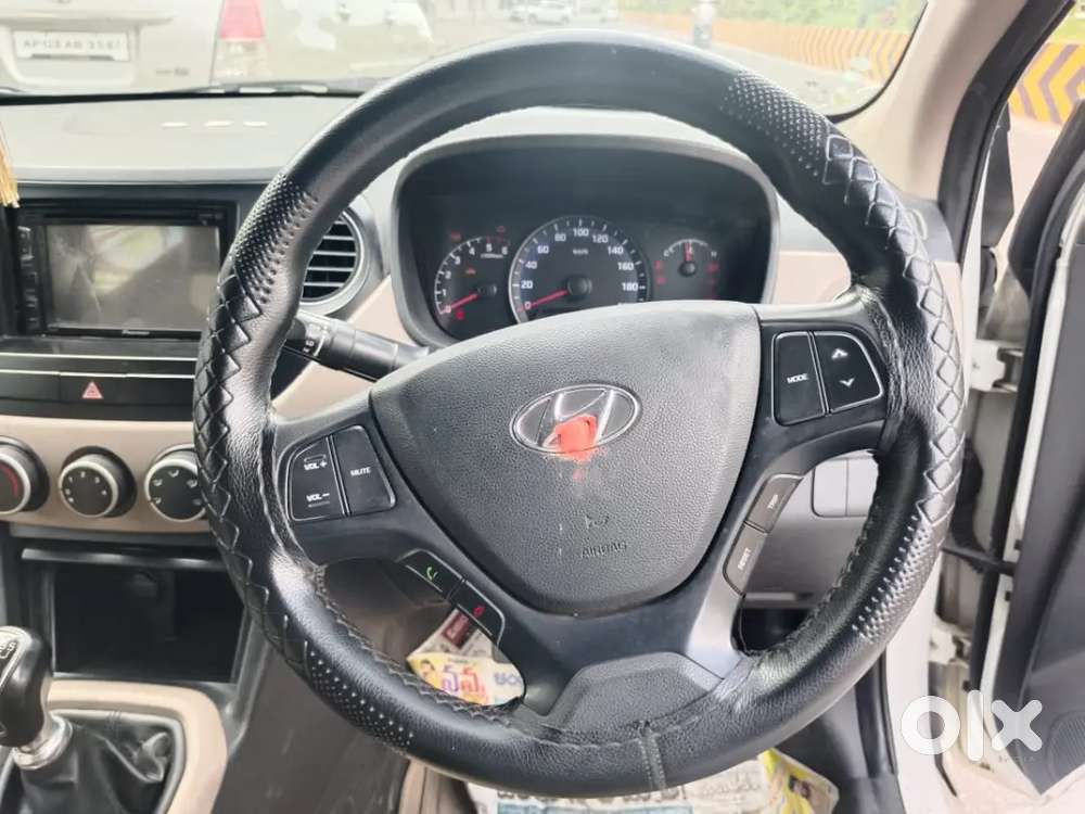 Hyundai Xcent 2016