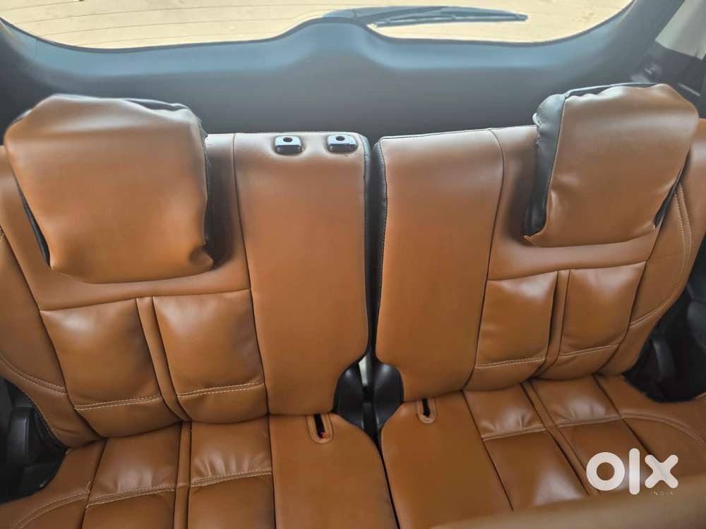 Toyota Innova Crysta 2.4 V 8 Str, 2016, Diesel