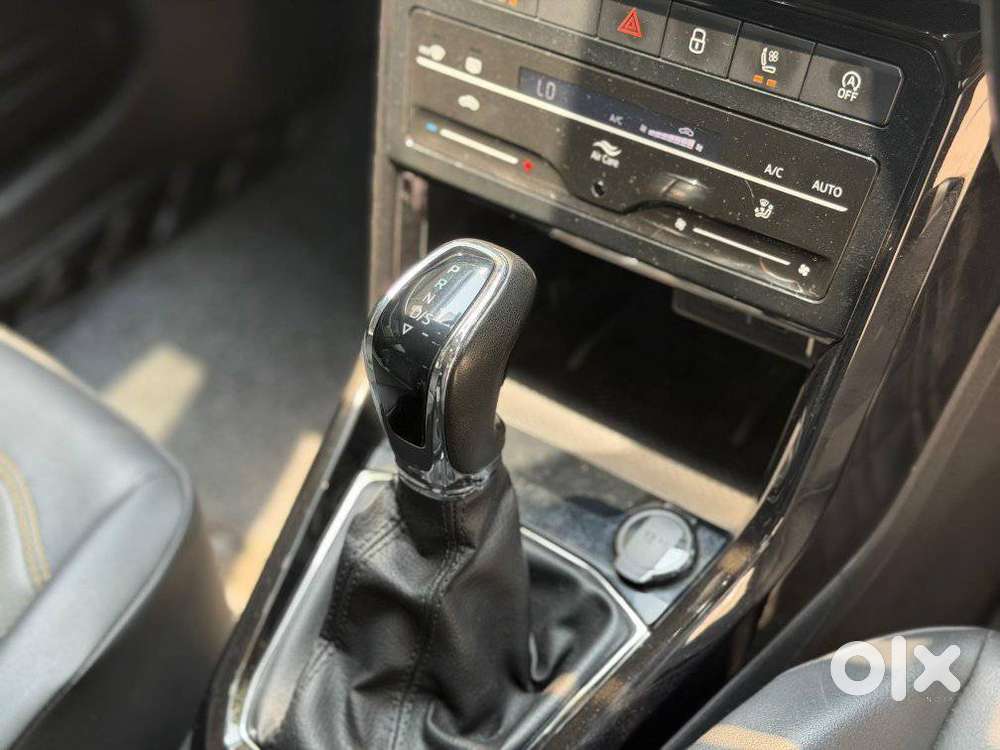 Skoda Kushaq 1.0 Tsi Style At, 2022, Petrol