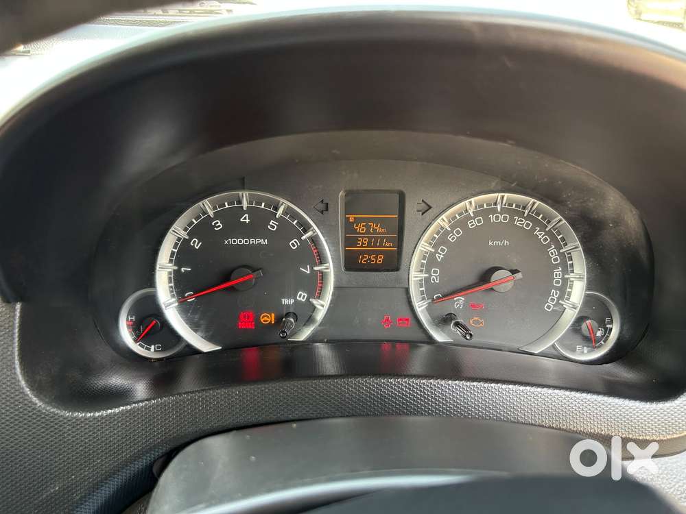 Maruti Suzuki Swift Vxi + Manual, 2014, Petrol