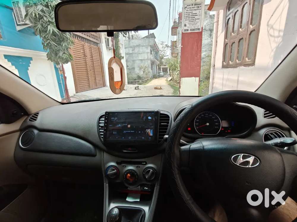 Hyundai I10 -2011 Model , 60k Km Driven .