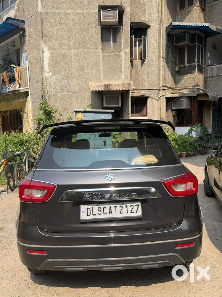 Maruti Suzuki Brezza 2020 Petrol 105000 Km Driven