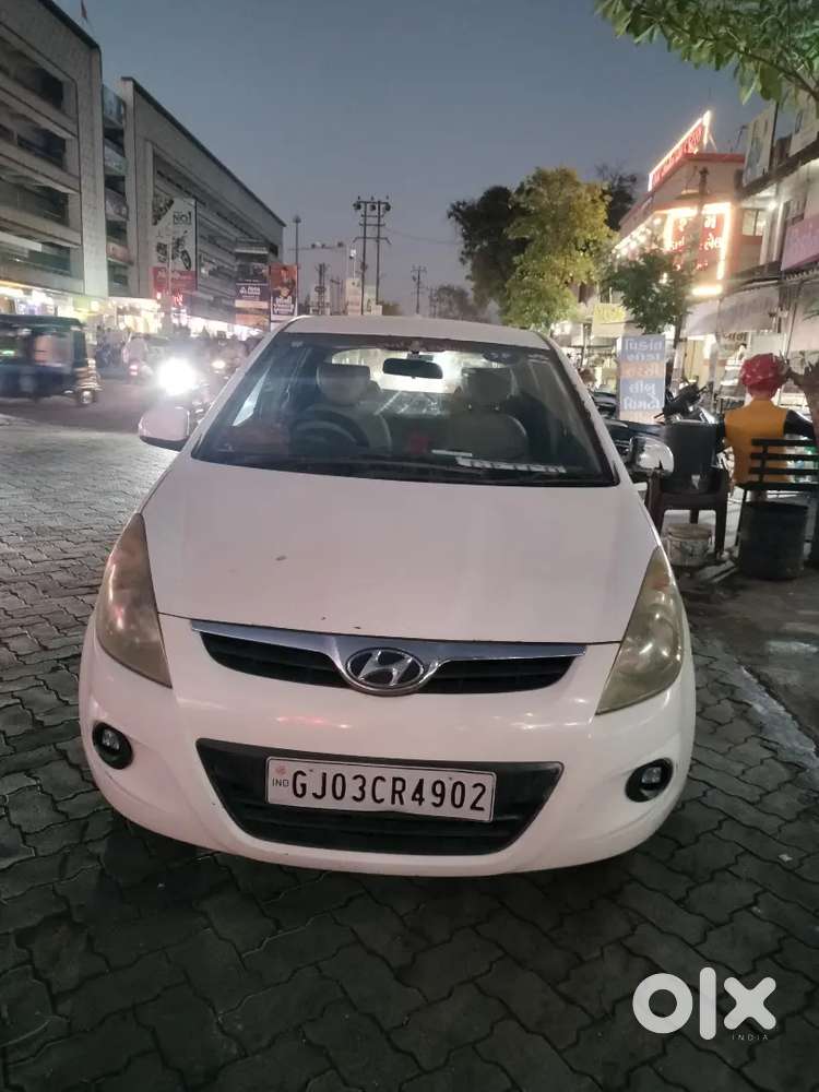 Hyundai Elite I20 2010 Diesel 150000 Km Driven