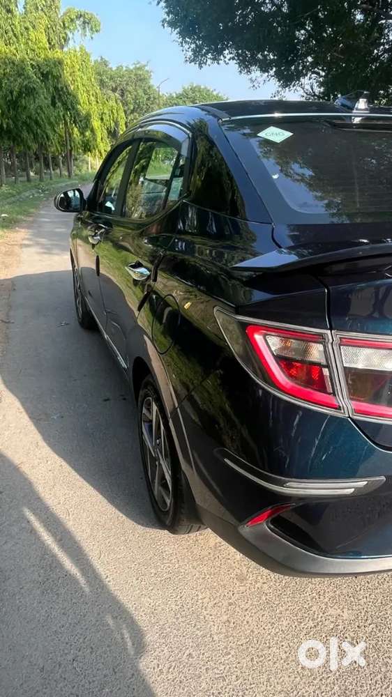 Selling My Hyundai Aura Cng 2023 Model Car