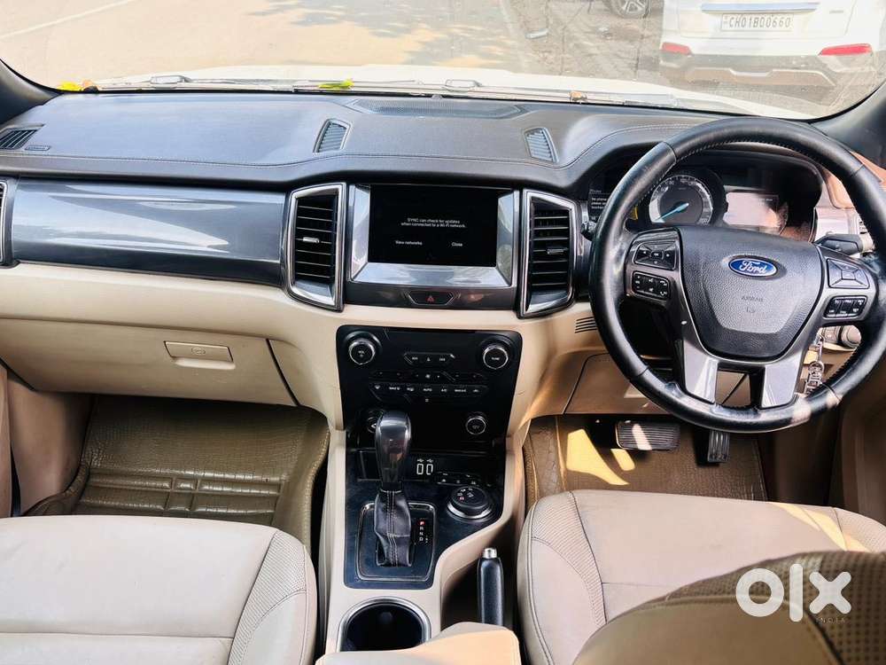 Ford Endeavour 3.2 Titanium At 4x4, 2017, Diesel