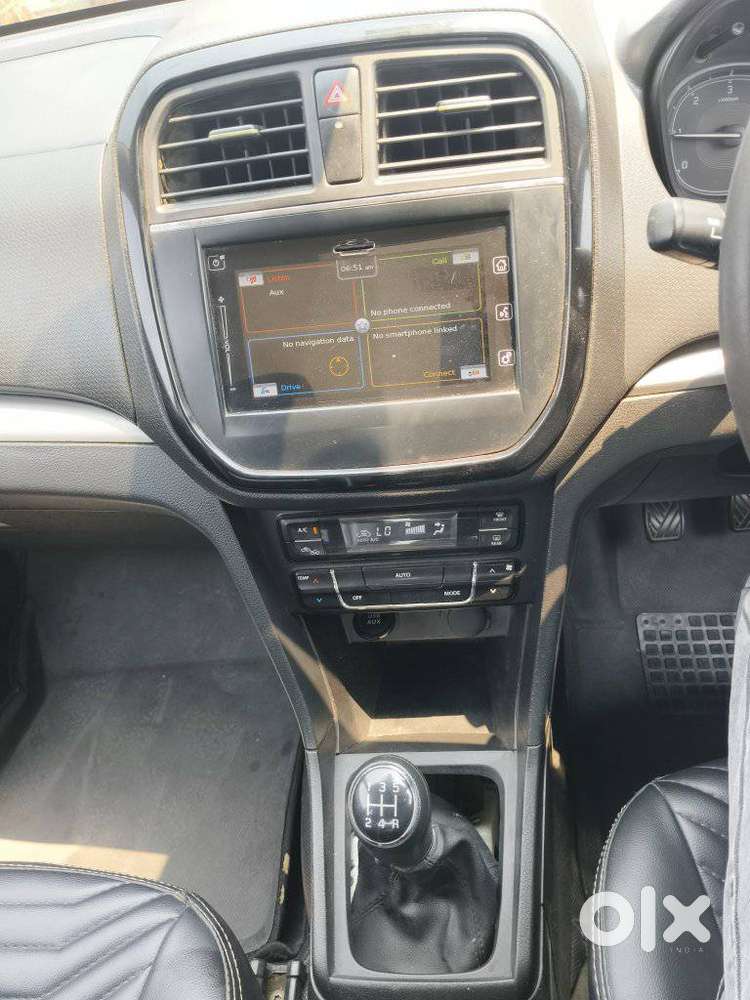 Maruti Suzuki Brezza Zdi+ Dual Tone, 2018, Diesel