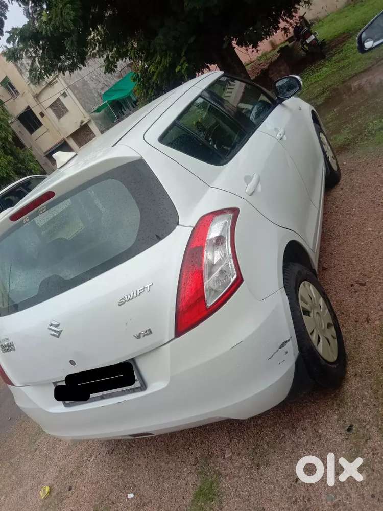 Maruti Suzuki Swift 2012