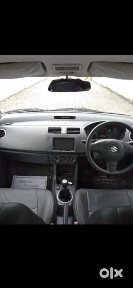 Maruti Suzuki Swift Lxi 2010