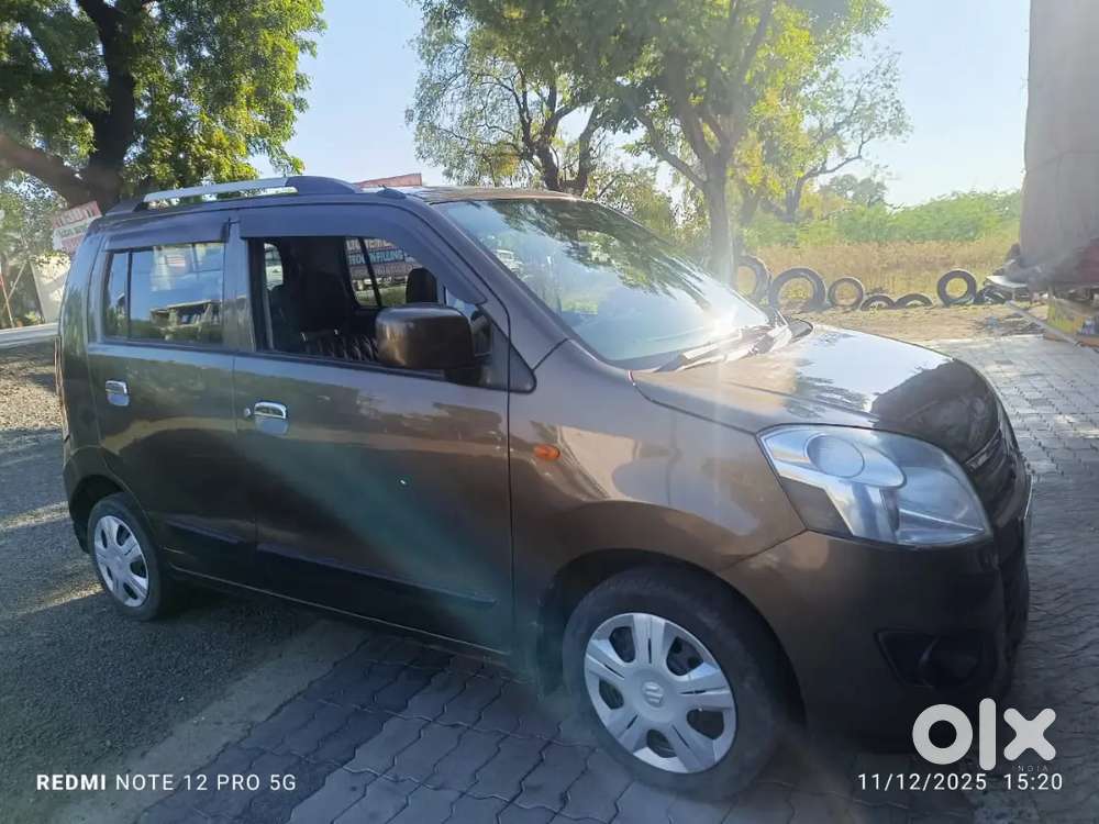 *wagon R Vxi*

Model: *2014 Oct*

Owner: *3 Rd*