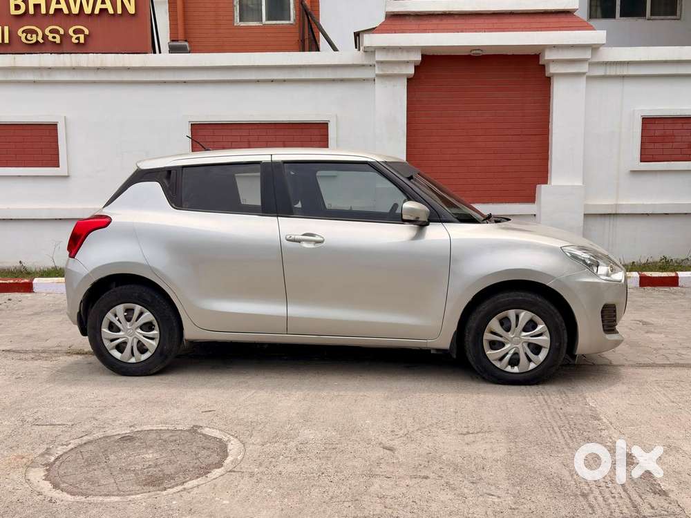 Maruti Suzuki Swift Vxi + Manual, 2020, Petrol