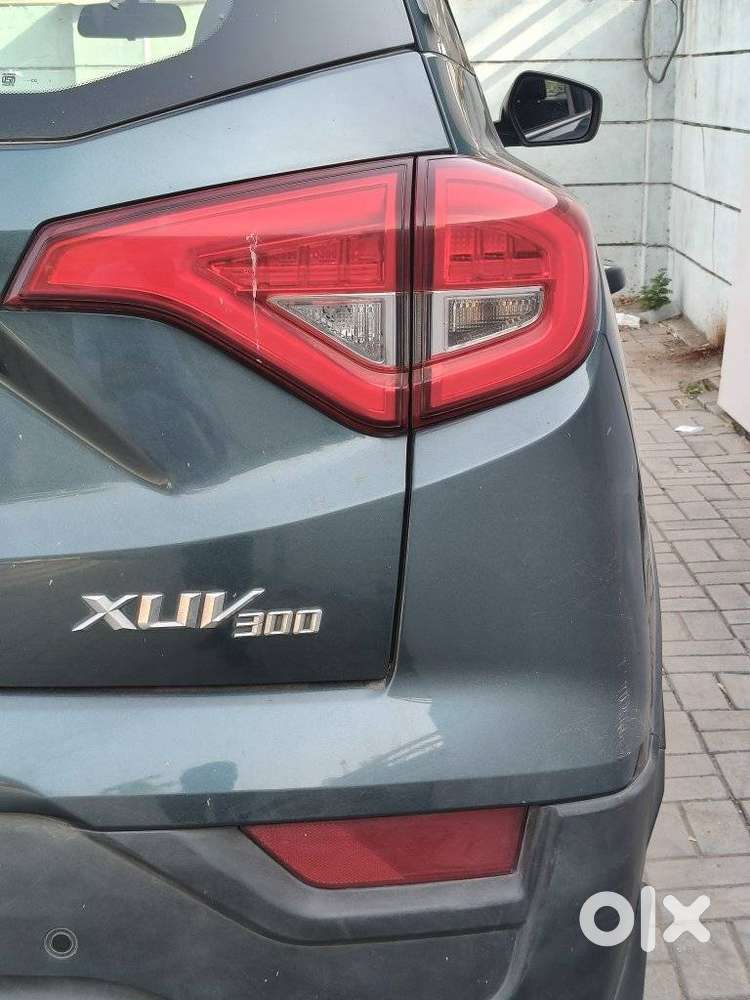 Mahindra Xuv300 W4, 2022, Petrol