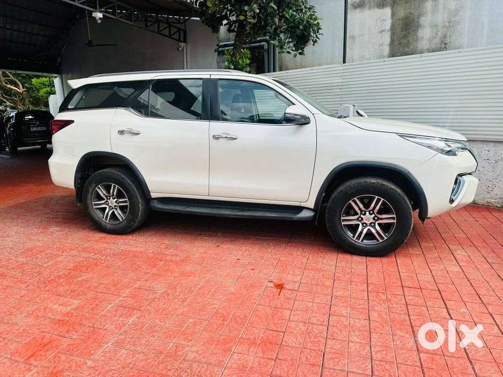Toyota Fortuner 4x2 At 2.8 Diesel, 2018, Diesel