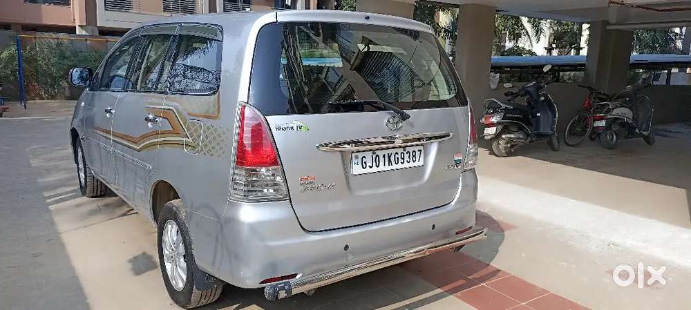 Toyota Innova 2010 Diesel Well Maintained. Rc Valid 2030.