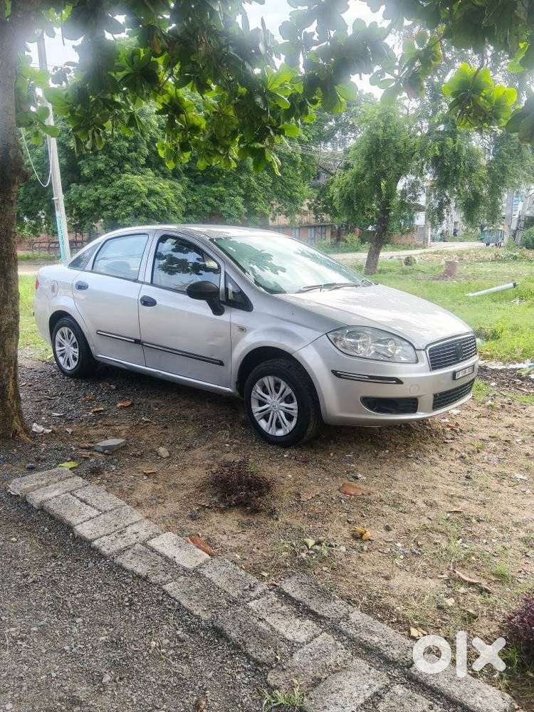Fiat Linea 1.3 Multijet Active, 2011, Petrol
