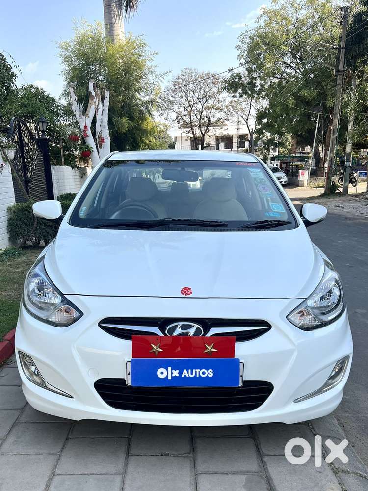 Hyundai Verna 1.6 Sx (o) Vtvt, 2012, Petrol