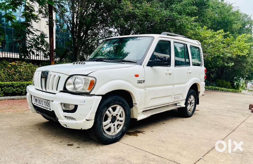 Mahindra Scorpio Vlx 2wd Bsiv, 2013, Diesel