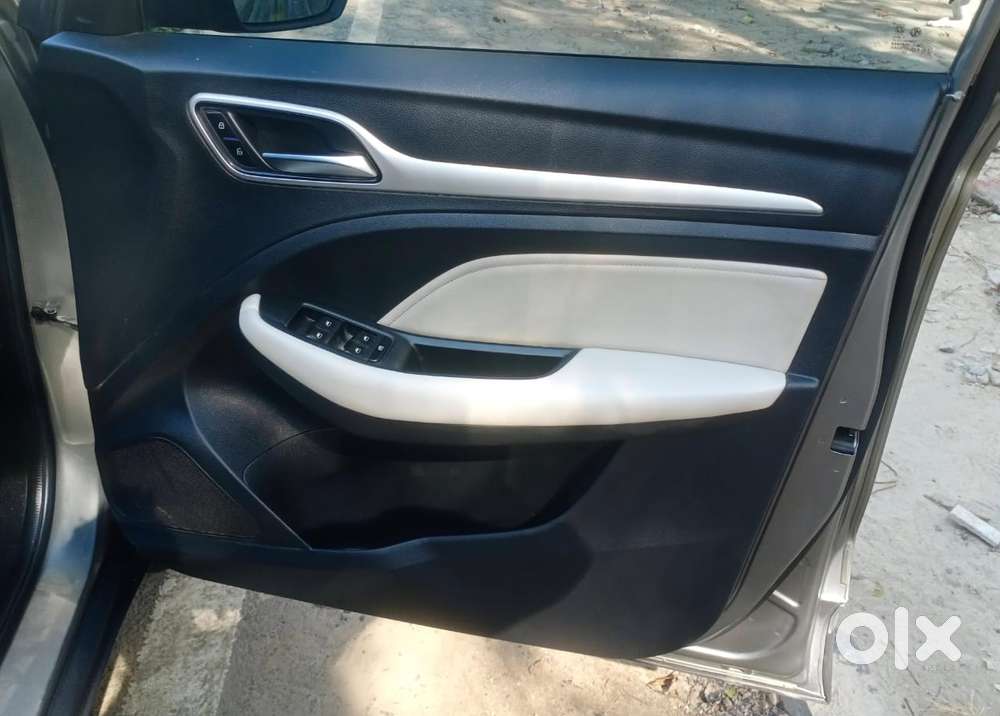 Mg Astor Zs Vti-tech Cvt Sharp, 2022, Petrol