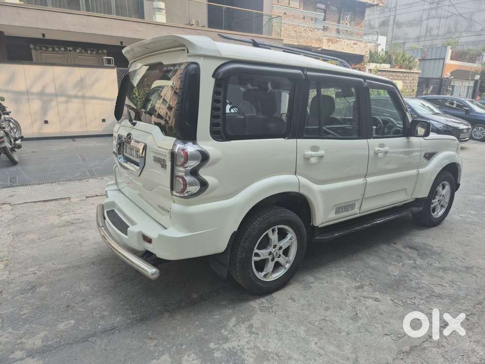 Mahindra Scorpio S10, 2017, Diesel