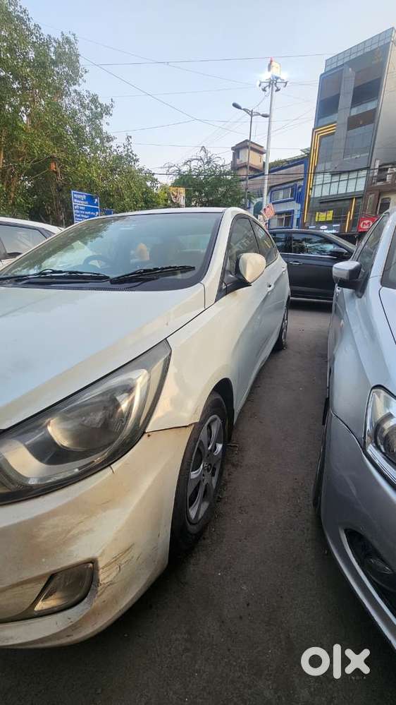 Hyundai Verna 1.6 Vtvt Sx, 2012, Petrol
