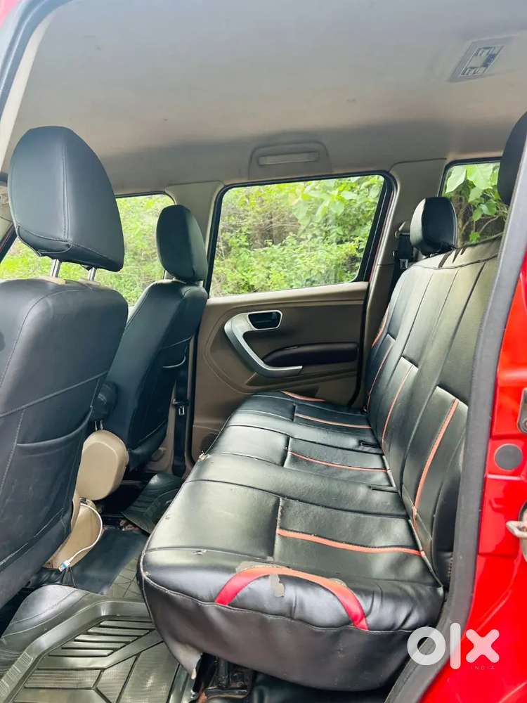 Mahindra Tuv 300 2016 Diesel 150000 Km Driven