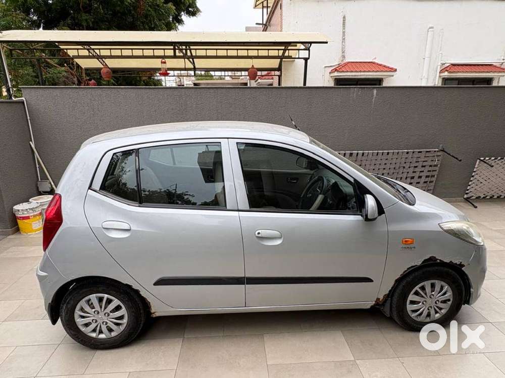 Hyundai I10 2014 Petrol (top Model) Well Maintained