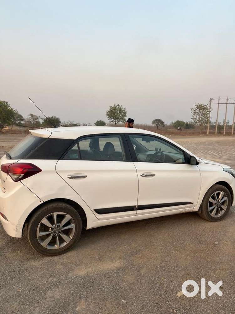Hyundai I20 2015 Diesel 73000 Km Driven