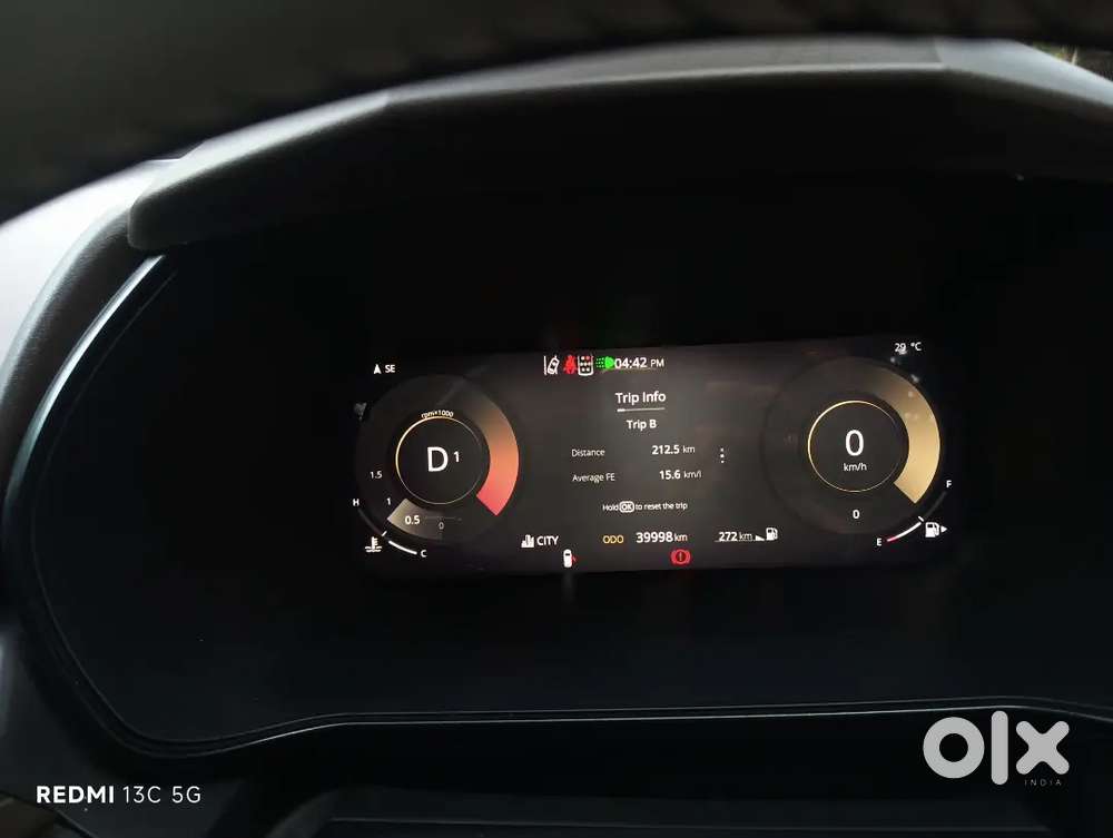 2024 Tata Safari Plus Diesel At