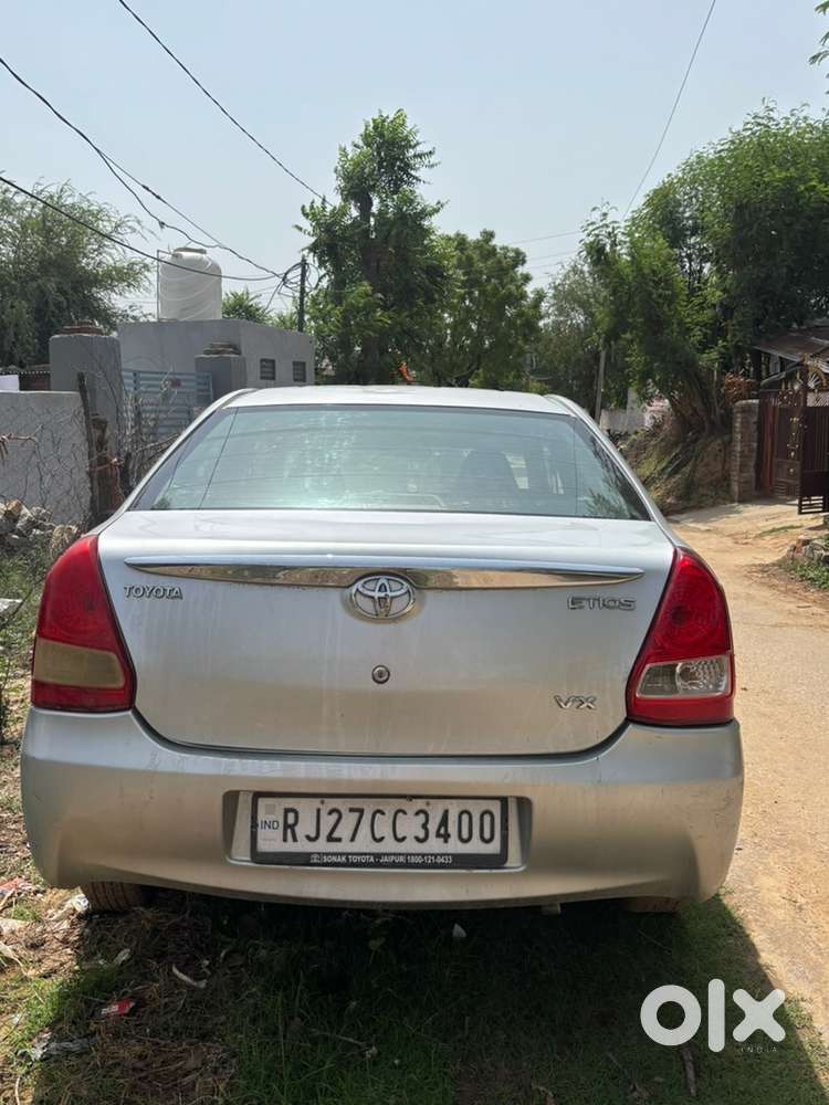 Toyota Etios Petrol Manual 2011