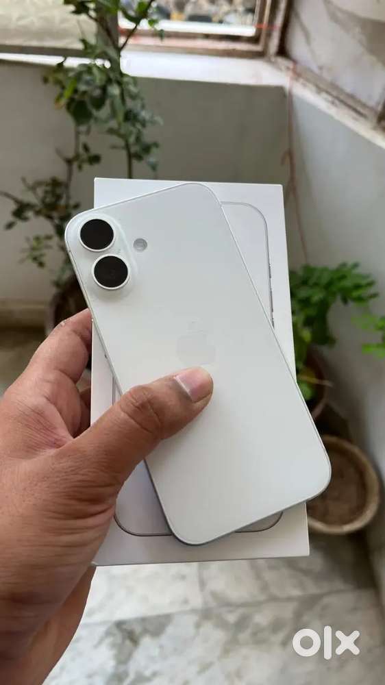 Apple iPhone 16 128GB White 100% Battery Health Warranty Till Jan