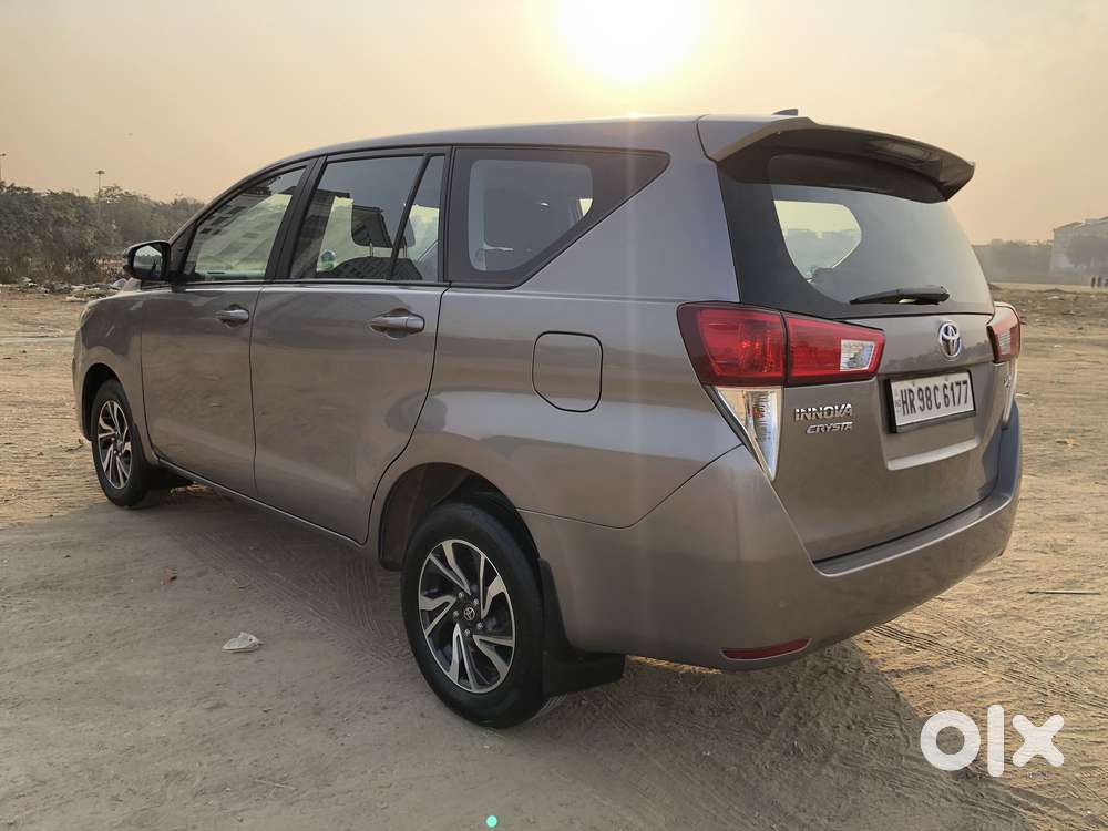 Toyota Innova Crysta [2020-ongoing] 2.4 Gx At 7 Str, 2021, Diesel