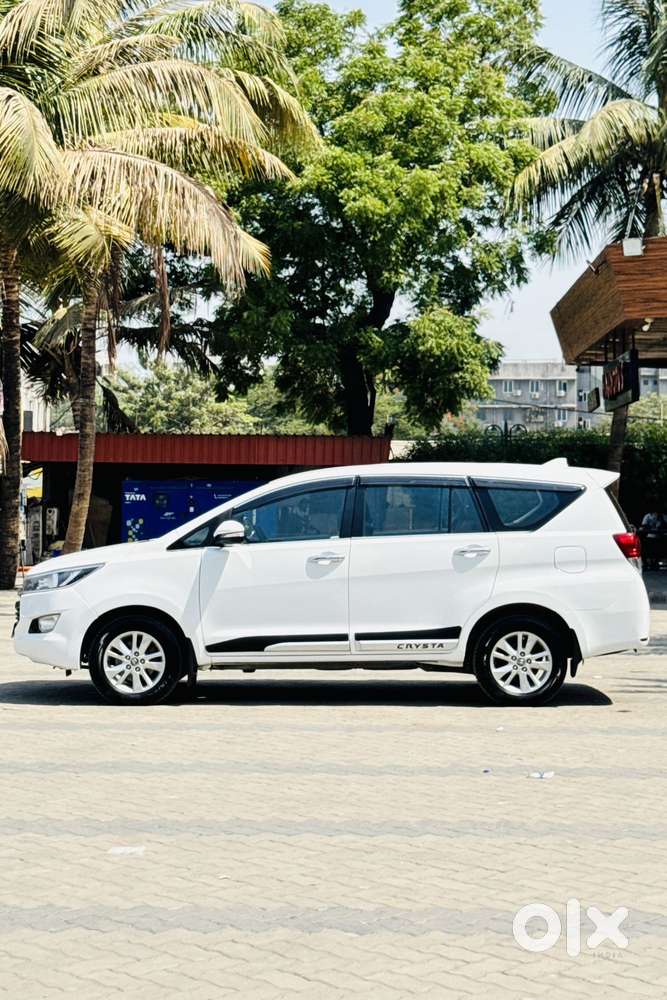 Toyota Innova Crysta G 8 Str, 2017, Diesel