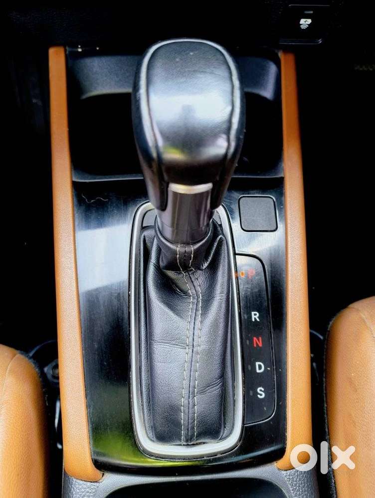 Honda Elevate Zx Cvt, 2023, Petrol