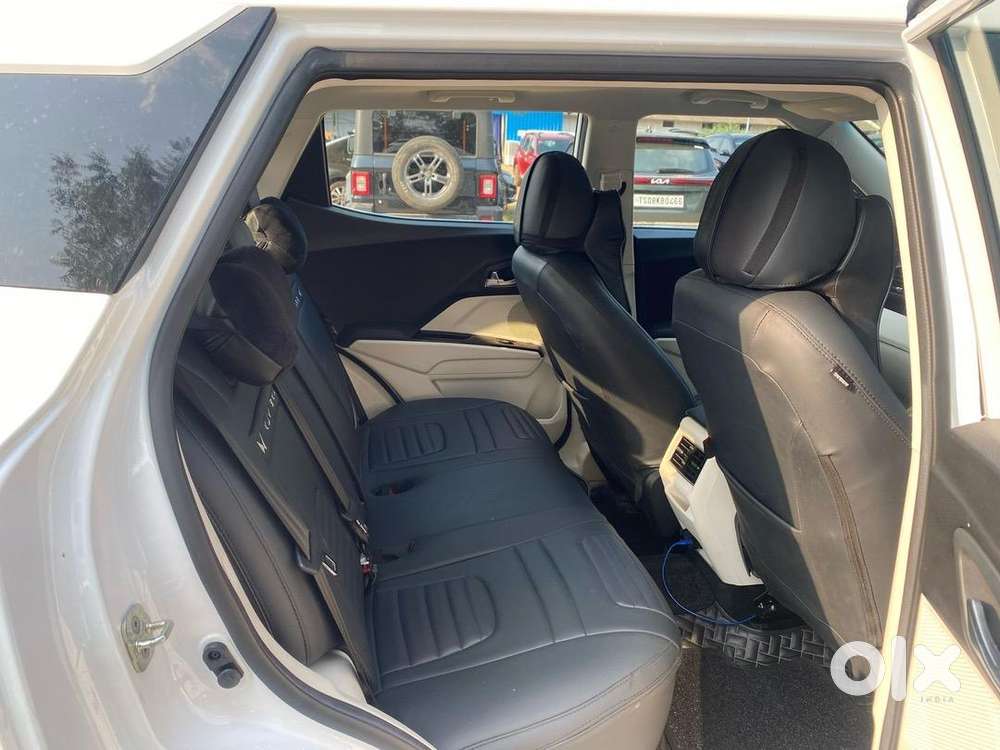 Mahindra Xuv 3xo Ax5l 2024 Petrol Well Maintained