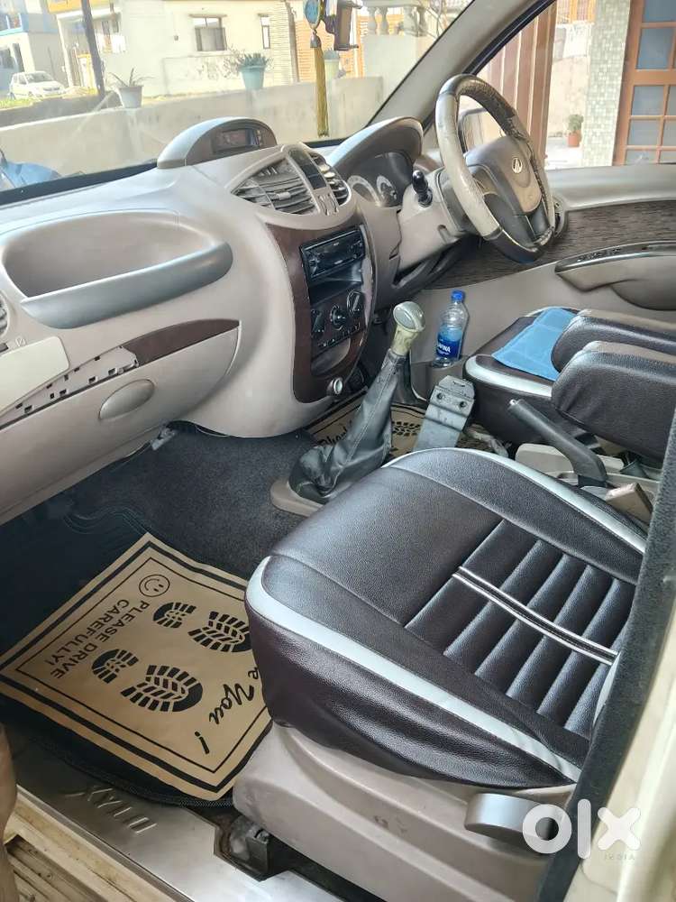 Mahindra Xylo E6/ 8 Seater