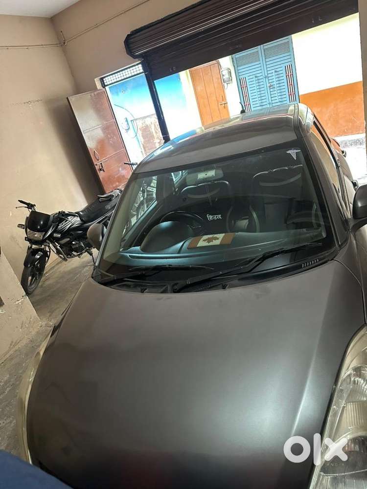 Maruti Suzuki Swift 2017 Cng & Hybrids 95800 Km Driven