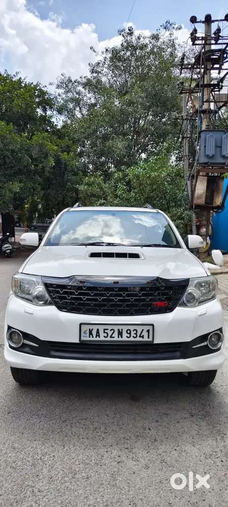 Toyota Fortuner 3.0 2014