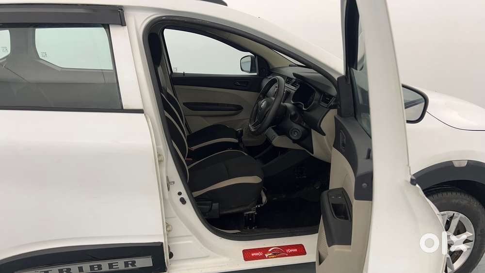 Renault Triber Rxl, 2022, Petrol
