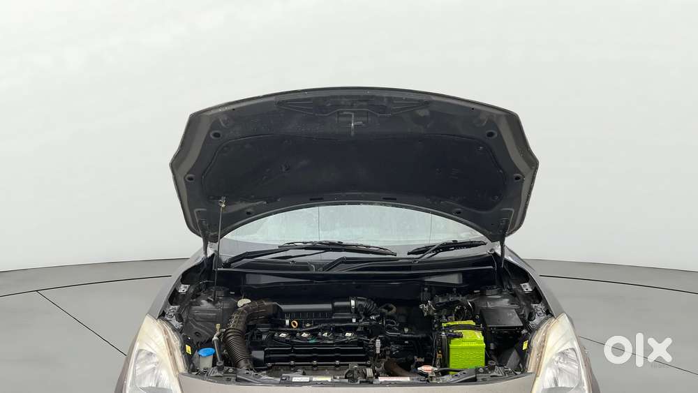 Maruti Suzuki Swift Dzire 1.2 Vxi Bsiv, 2017, Petrol